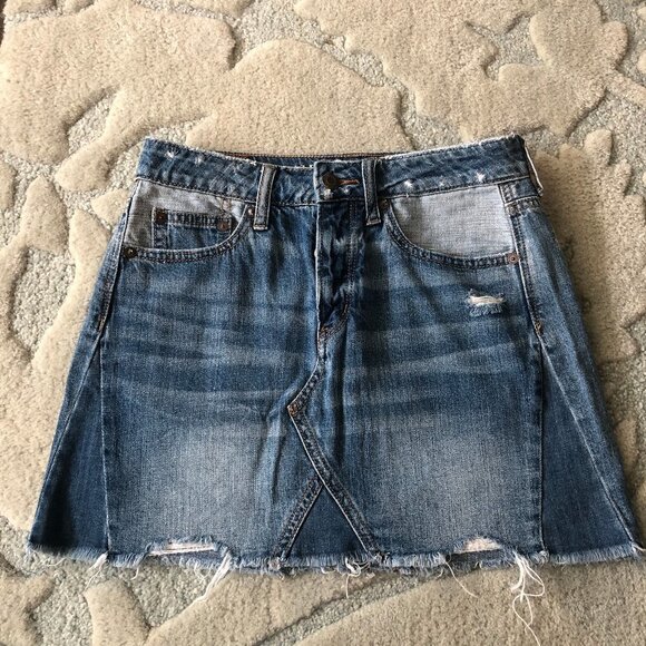 AMERICAN EAGLE DENIM SKIRT SIZE 0 - Picture 1 of 4